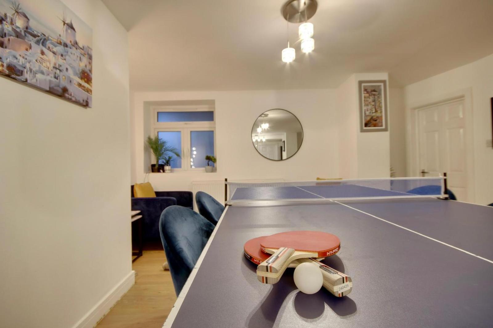 Southsea Getaway Apartment With Pool Table And Hot Tub Portsmouth Buitenkant foto
