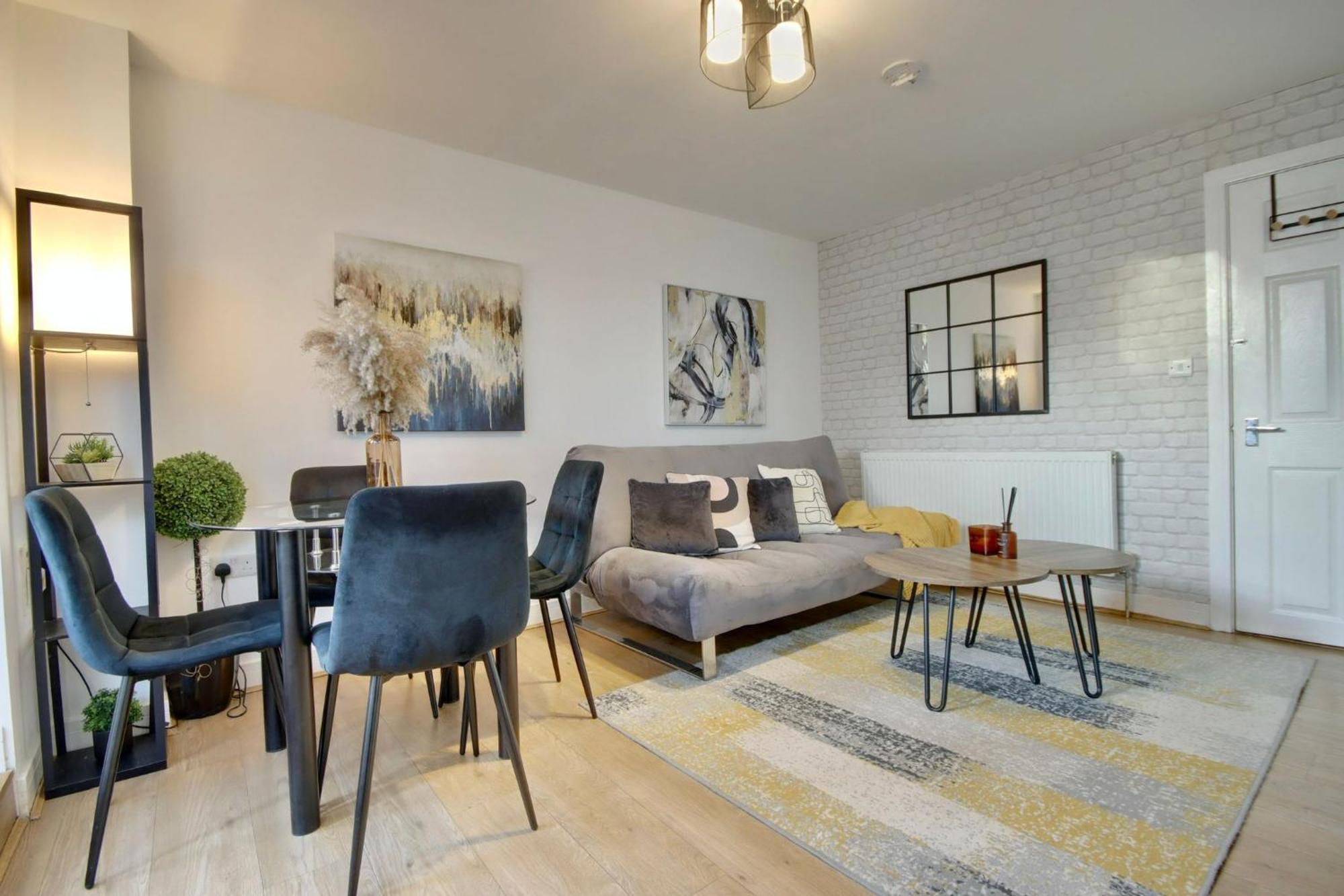 Southsea Getaway Apartment With Pool Table And Hot Tub Portsmouth Buitenkant foto